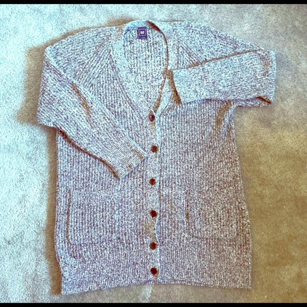 GAP Womens buttoned knit cardigan (L)
